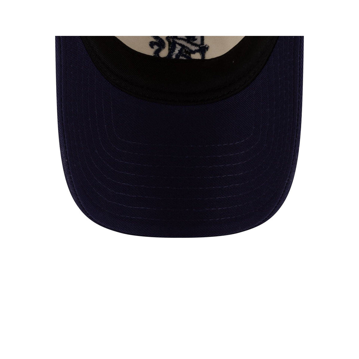 Chelsea FC Lion Crest Ivory 9TWENTY Adjustable Hat