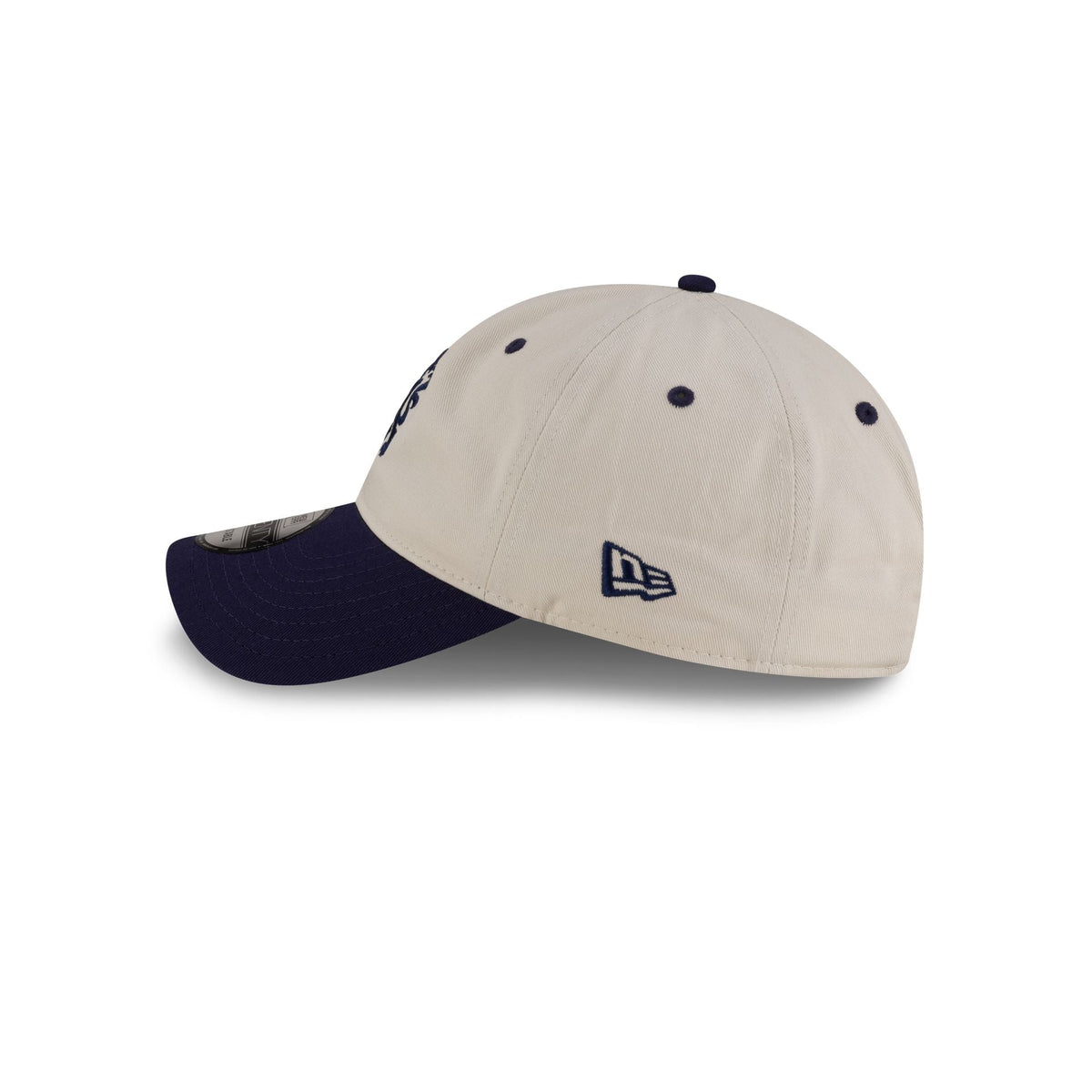 Chelsea FC Lion Crest Ivory 9TWENTY Adjustable Hat