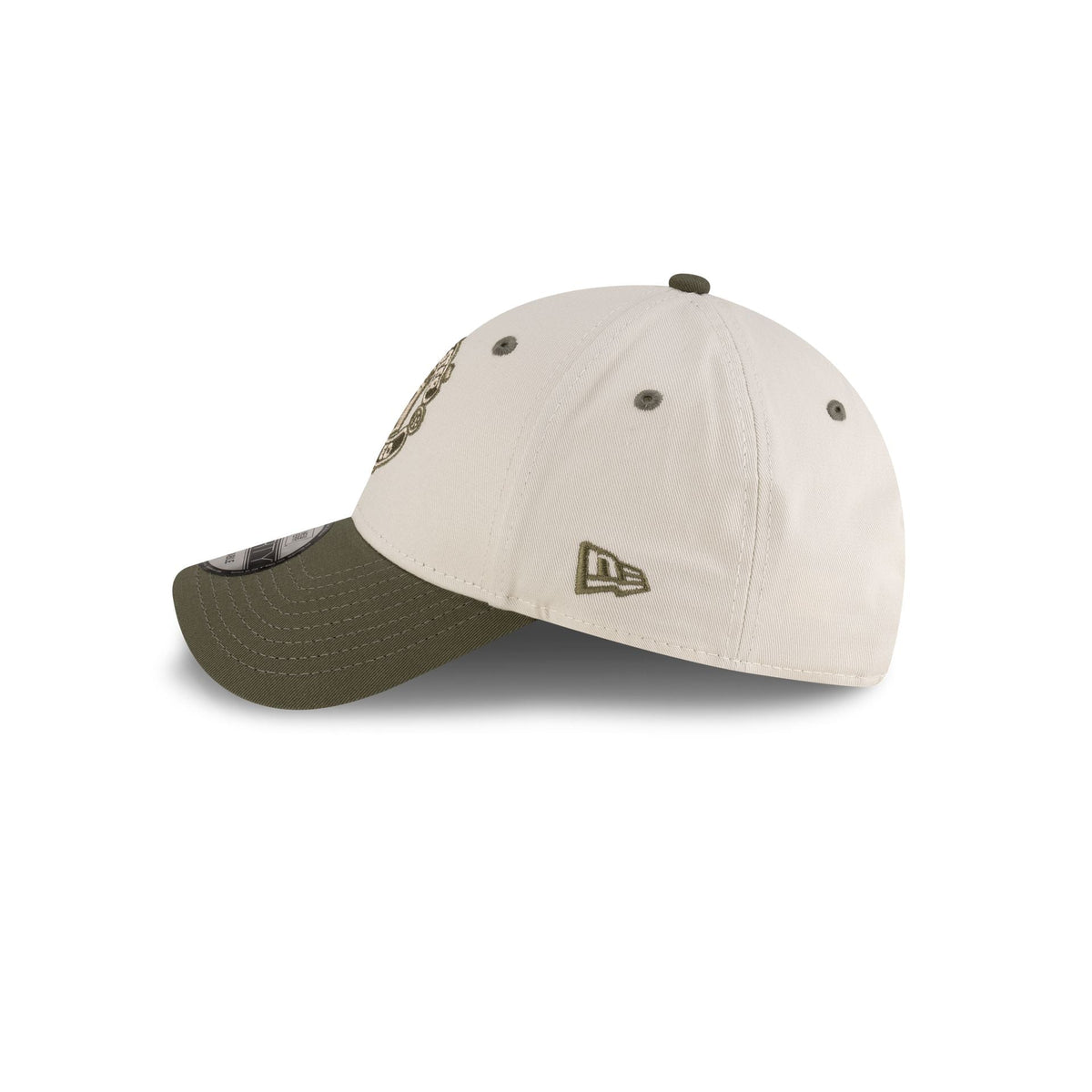 Manchester United FC Ivory 9FORTY Adjustable Hat