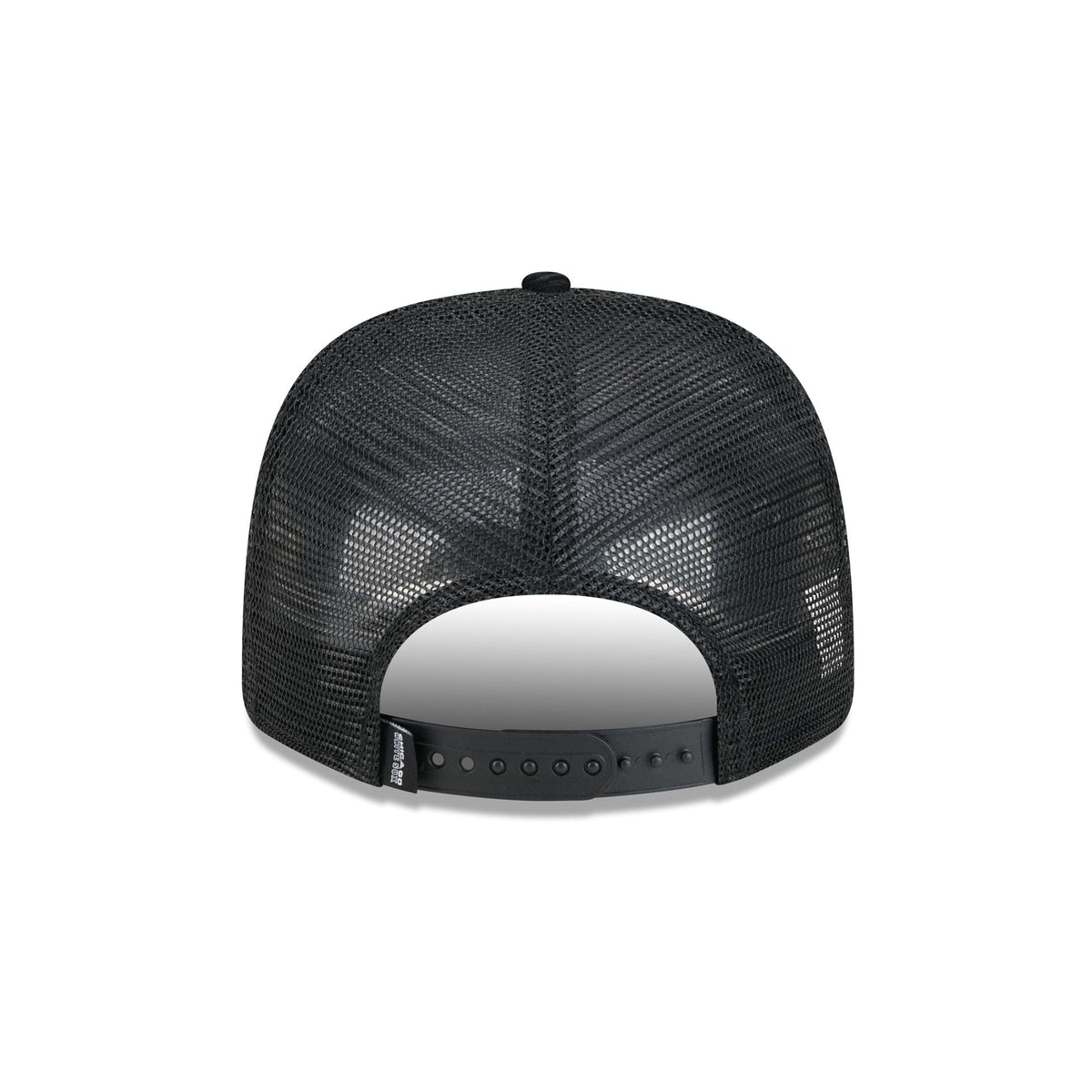 Chicago White Sox Deceptor Corduroy 9SEVENTY Trucker Hat